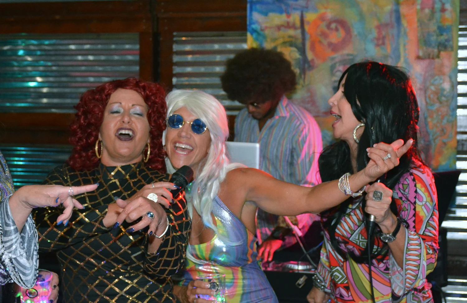 Karoake Dancing-Wiggin Out 2017-14.jpg