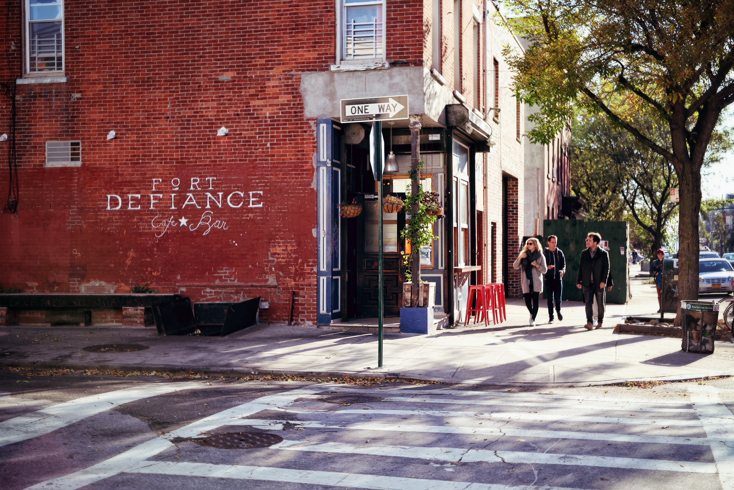 Fort Defiance: a popular brunch spot with excellent food.