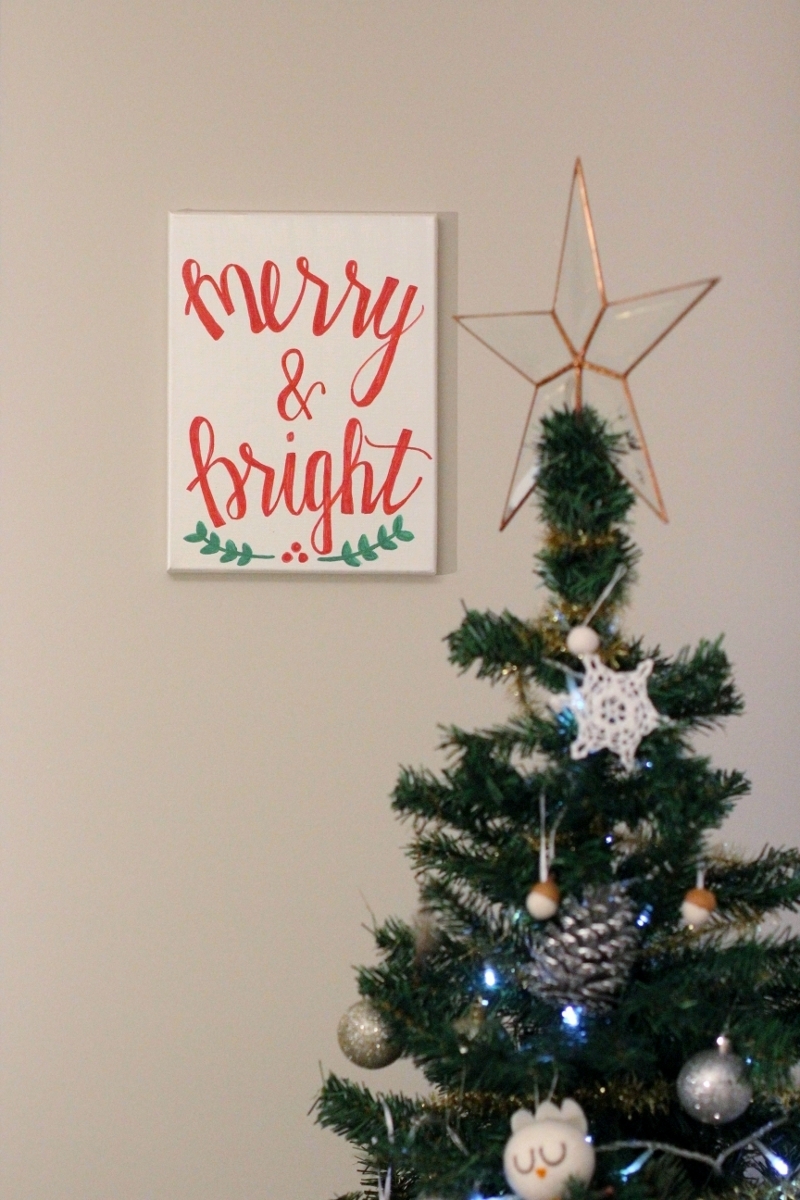 Merry and Bright Canvas // Star Christmas Tree Topper Gorgeous canvas! I love adding handmade pieces to the home.