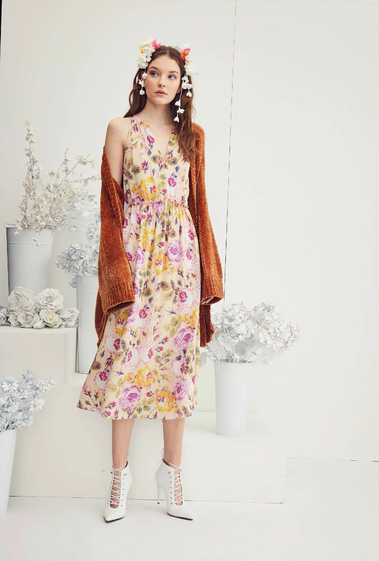 KH-PREFALL19--LOOKBOOK-PR_Page_02.jpg