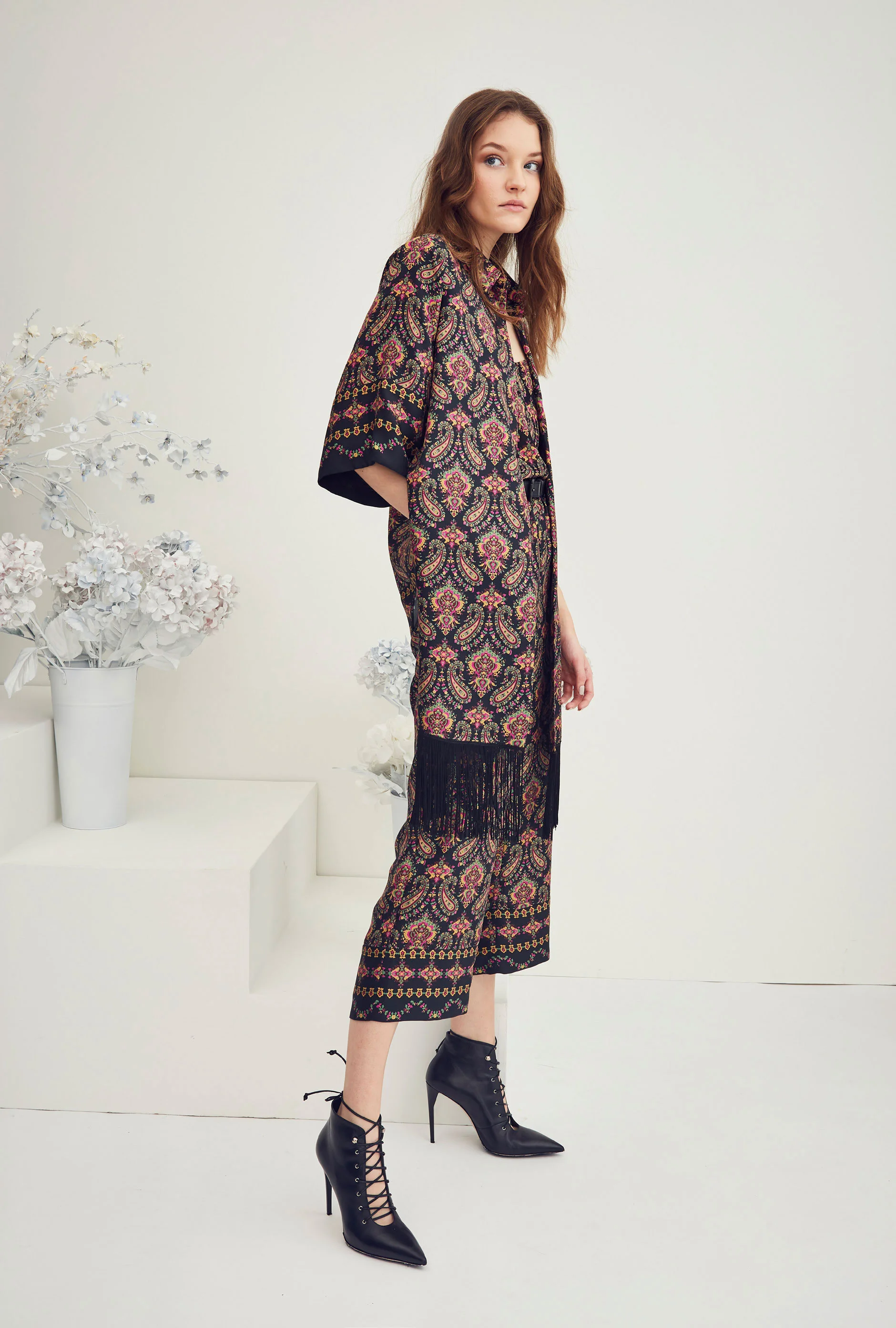 KH-PREFALL19--LOOKBOOK-PR_Page_18.jpg