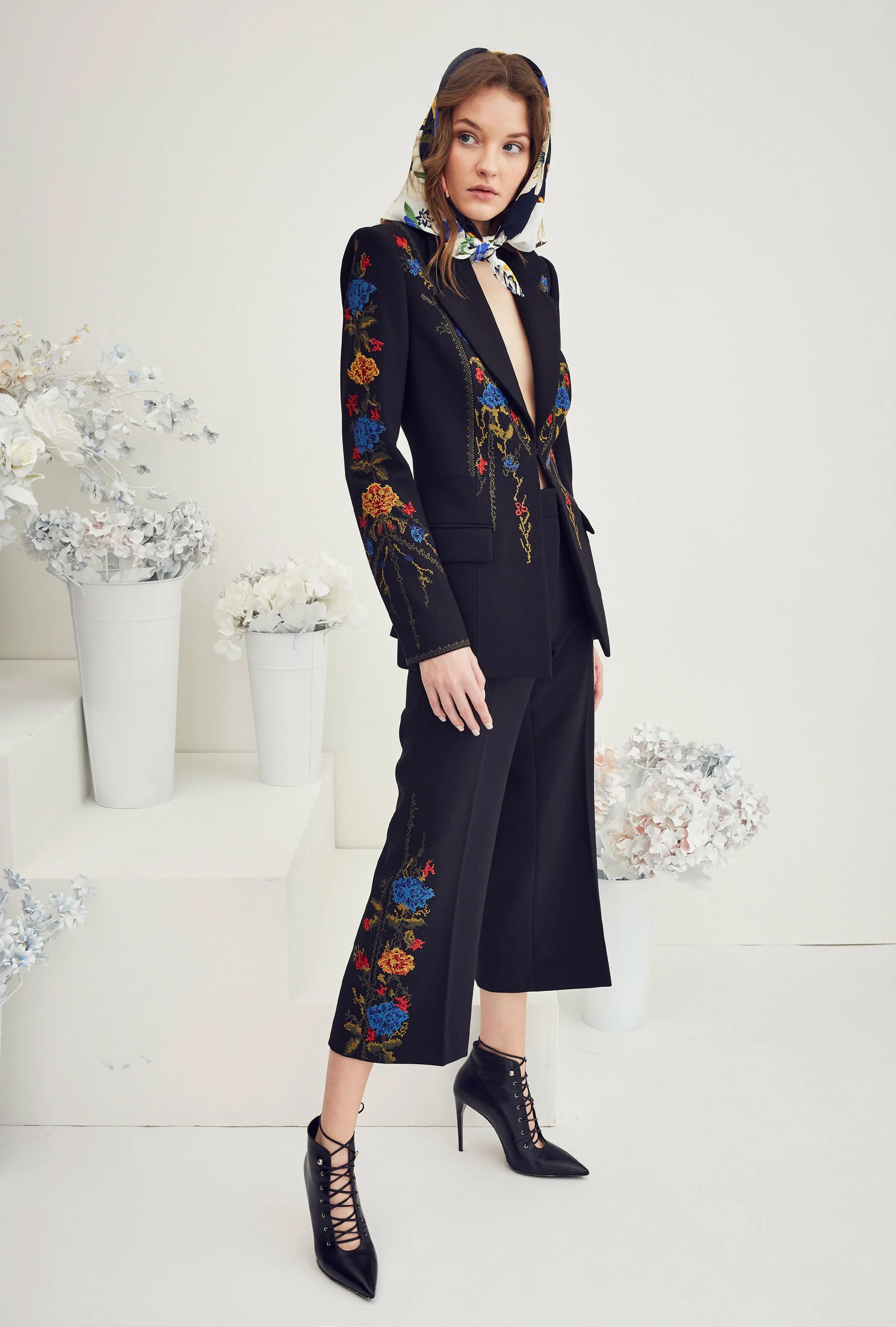 KH-PREFALL19--LOOKBOOK-PR_Page_36.jpg