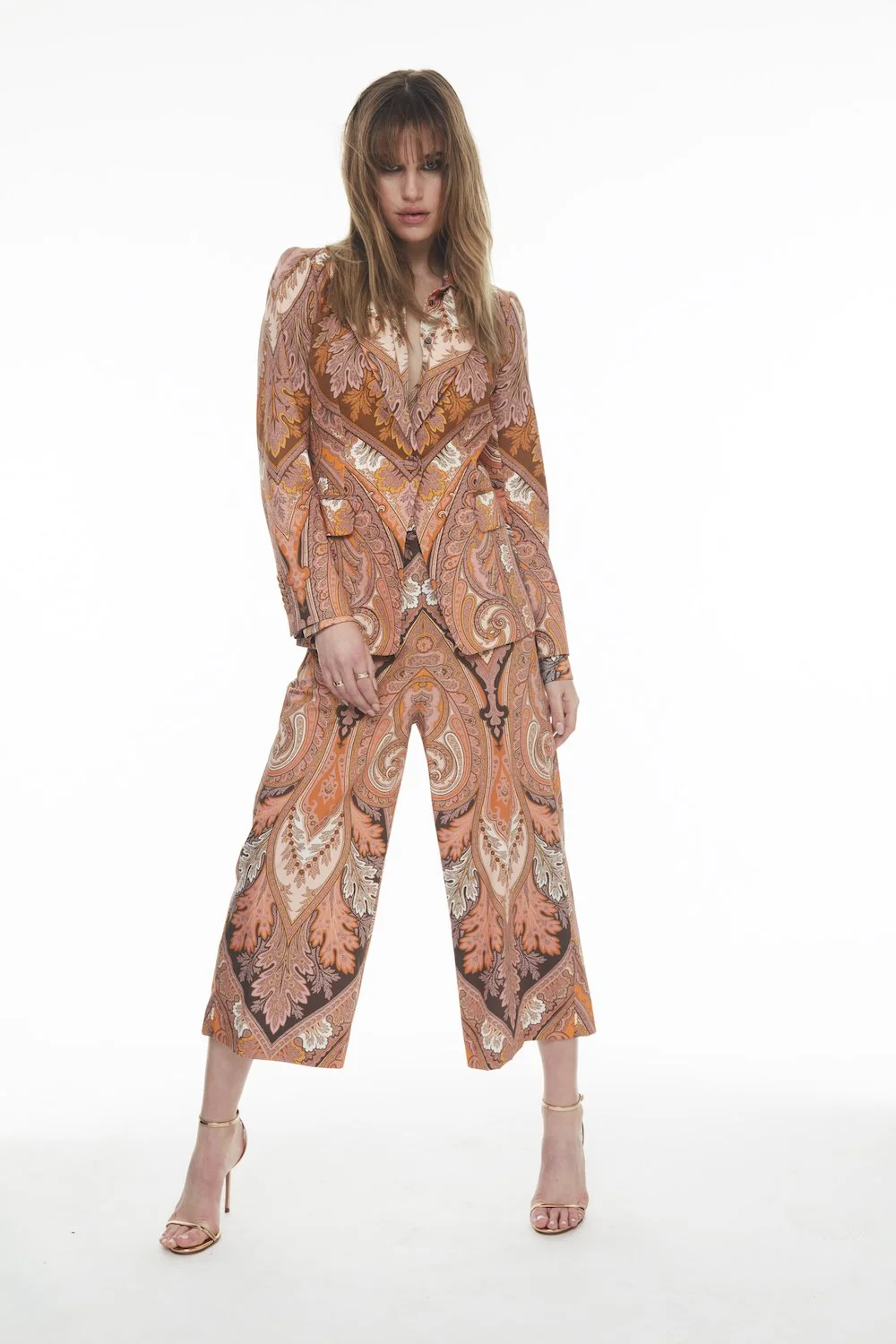 LOOK 31.jpg