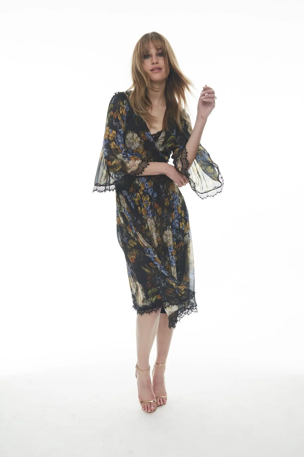 LOOK 52.jpg