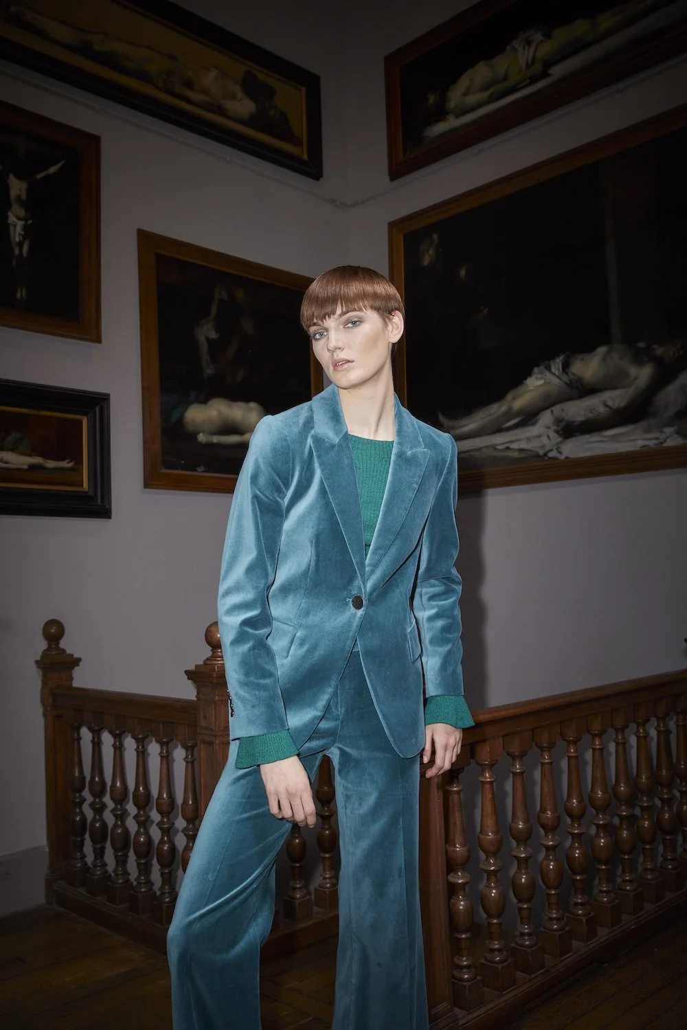 LOOK 32.jpg