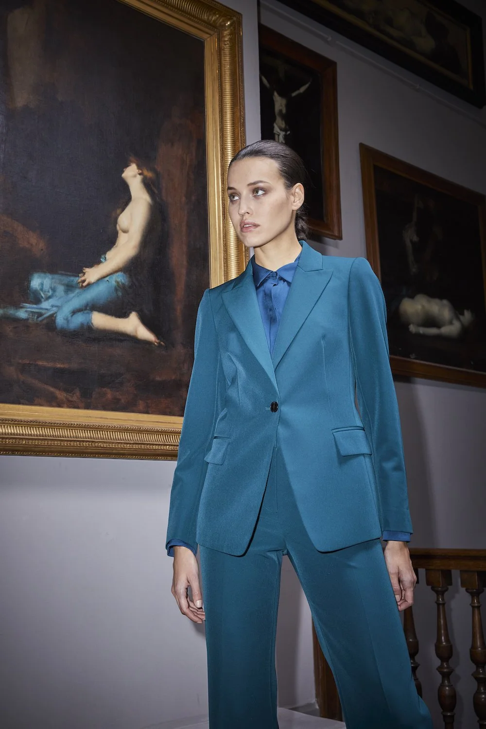 LOOK 34.jpg