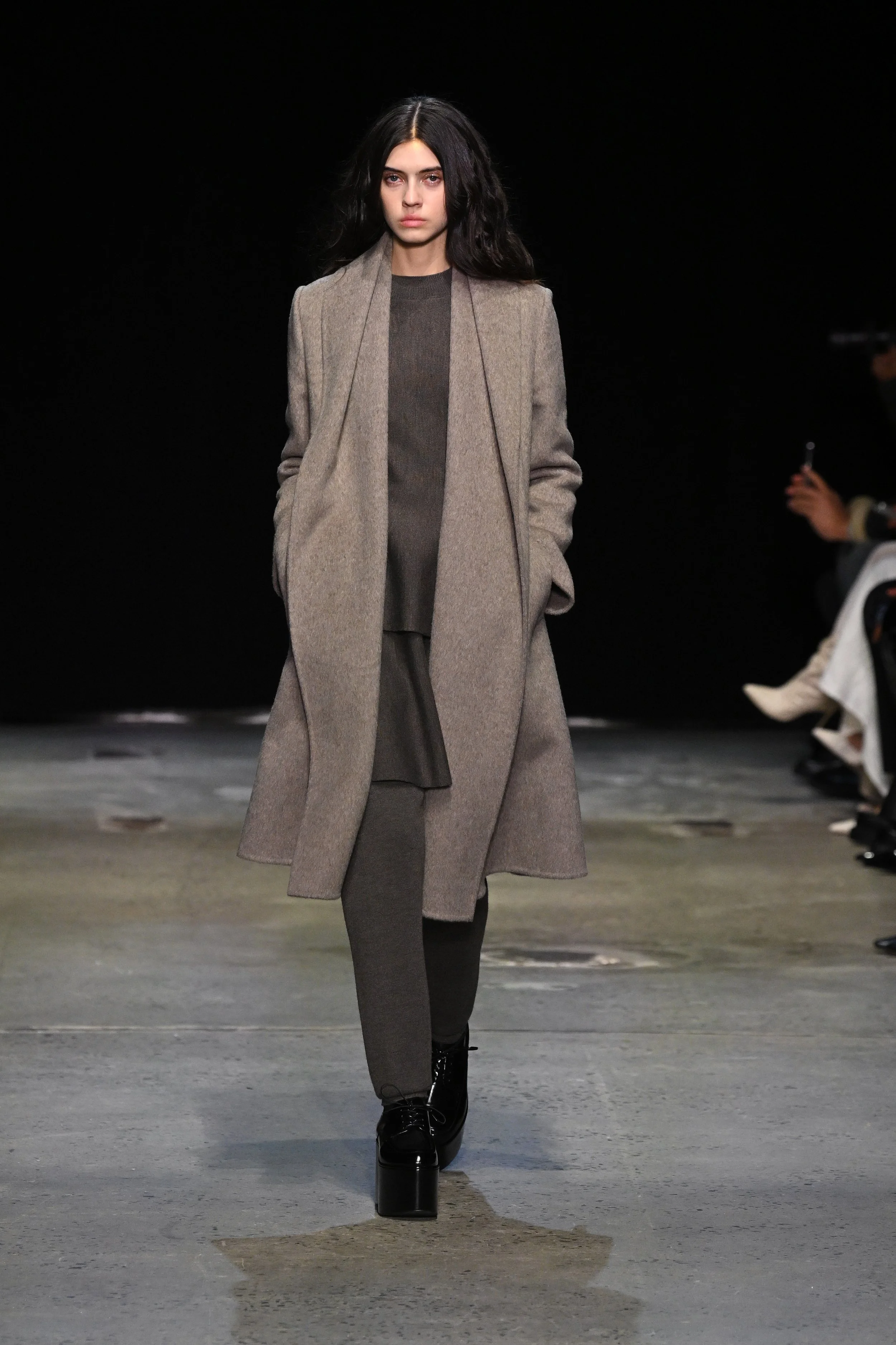 LOOK 5.JPG