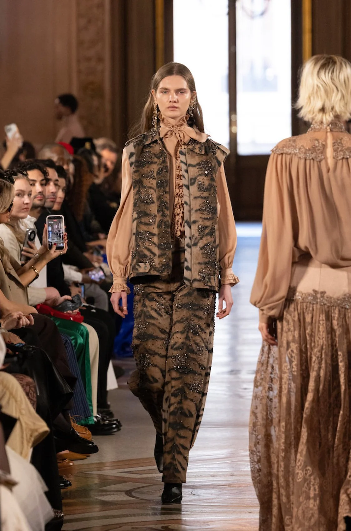 FALL 2026 RUNWAY LOOKBOOK_Page_37.jpg