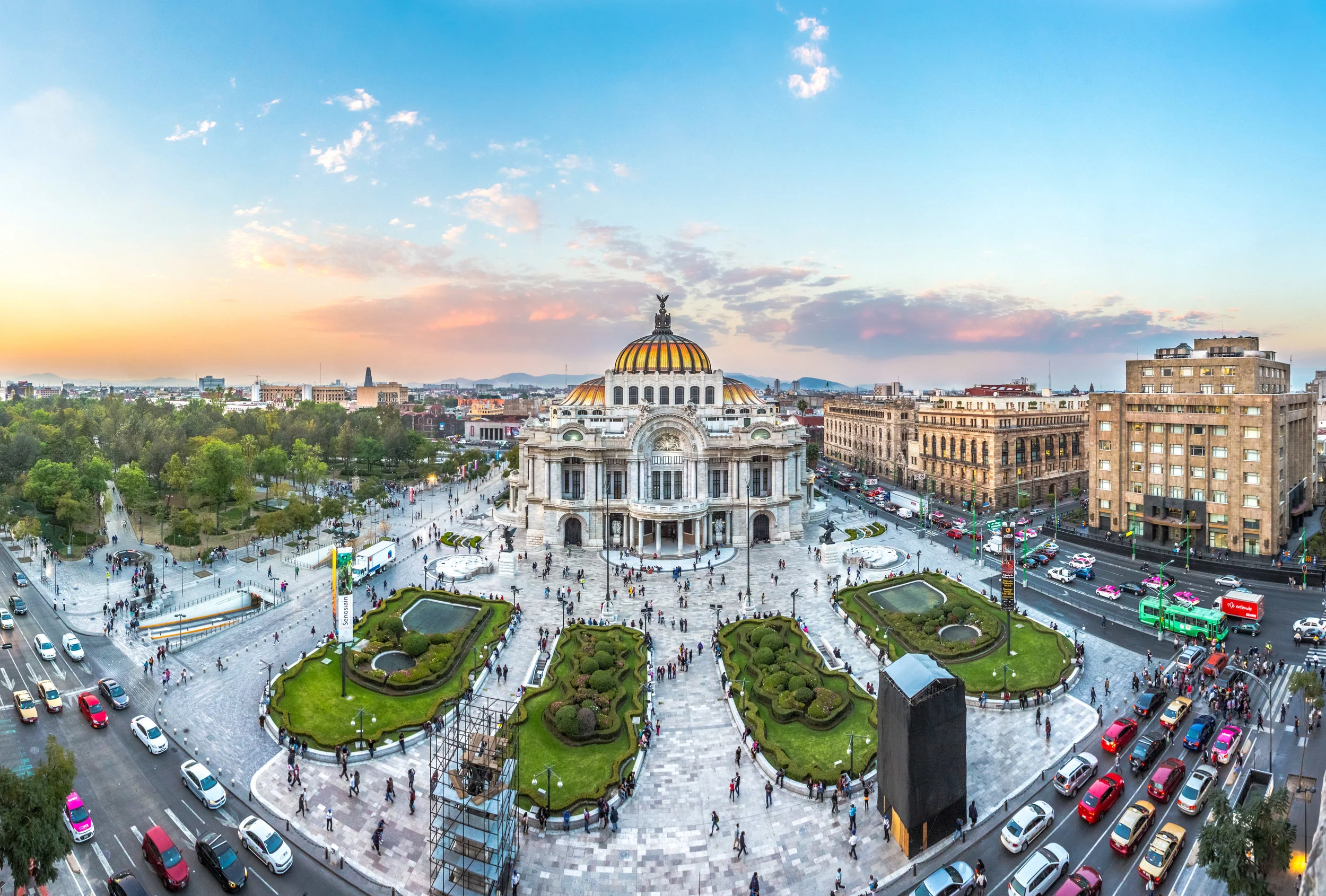 ©SeanAmbrose_Mexico_City_Fine_Arts_Palace (1 of 1).jpg