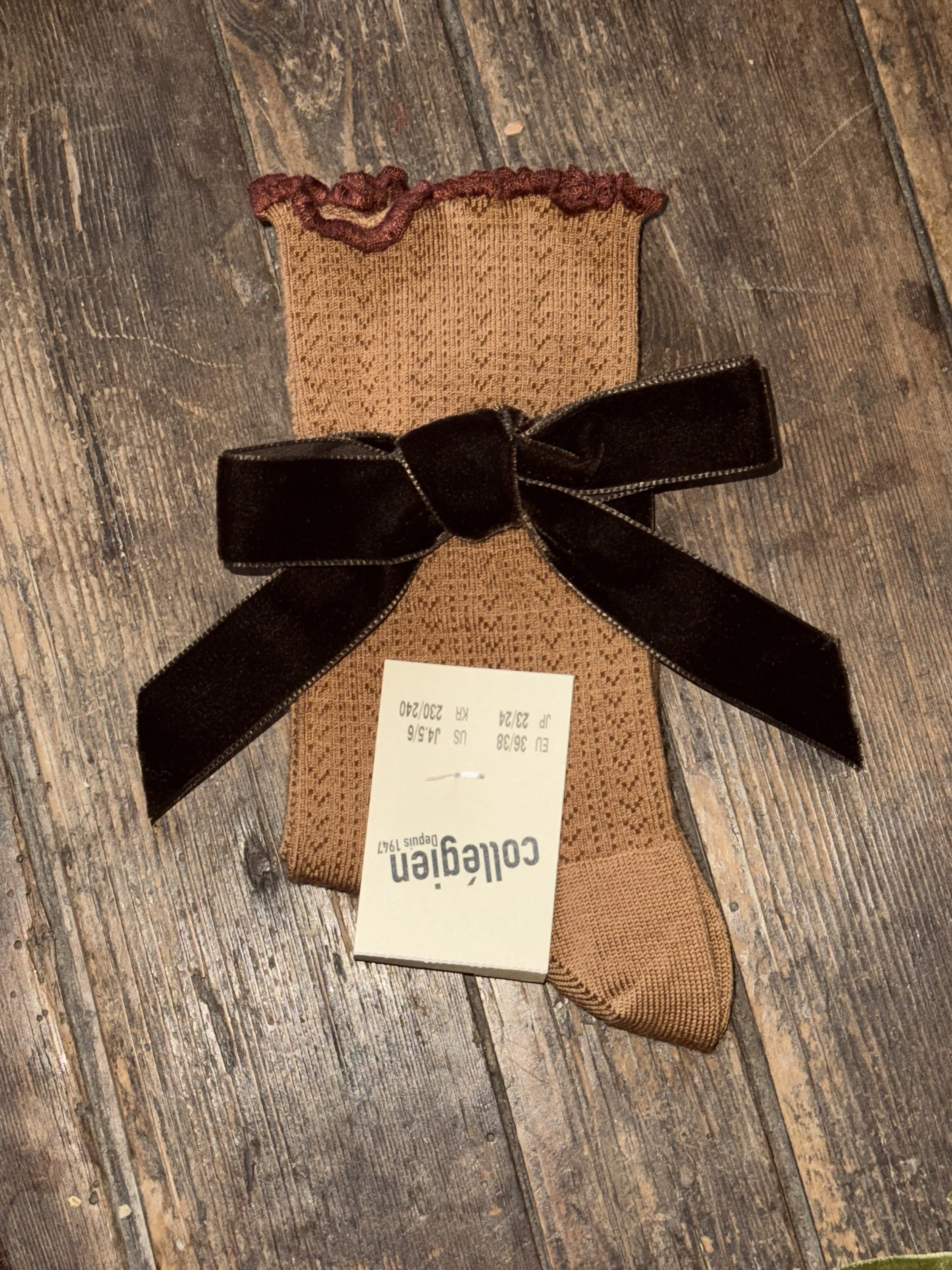 Merino frill socks | caramel