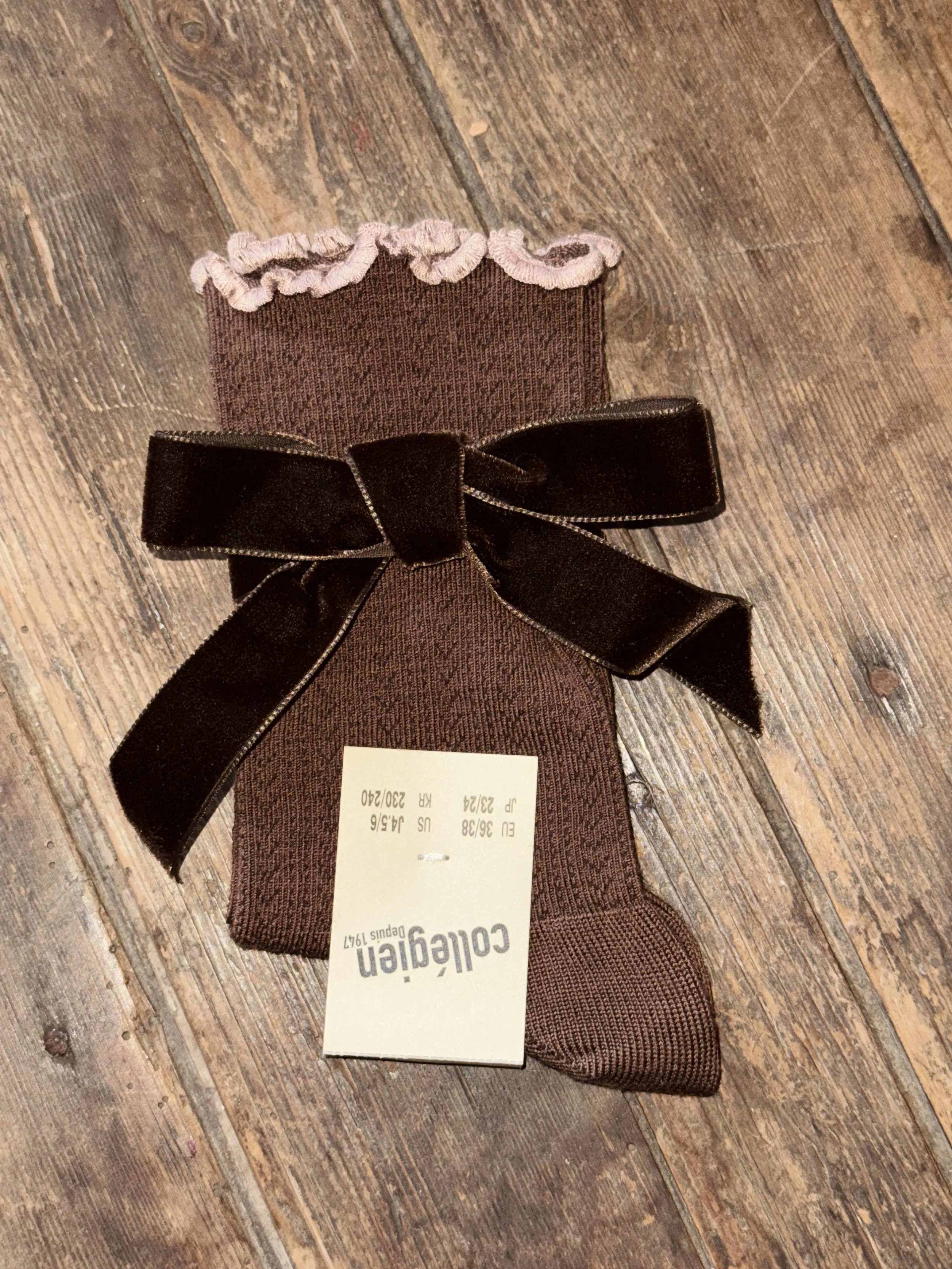Merino frill socks | milk chocolate