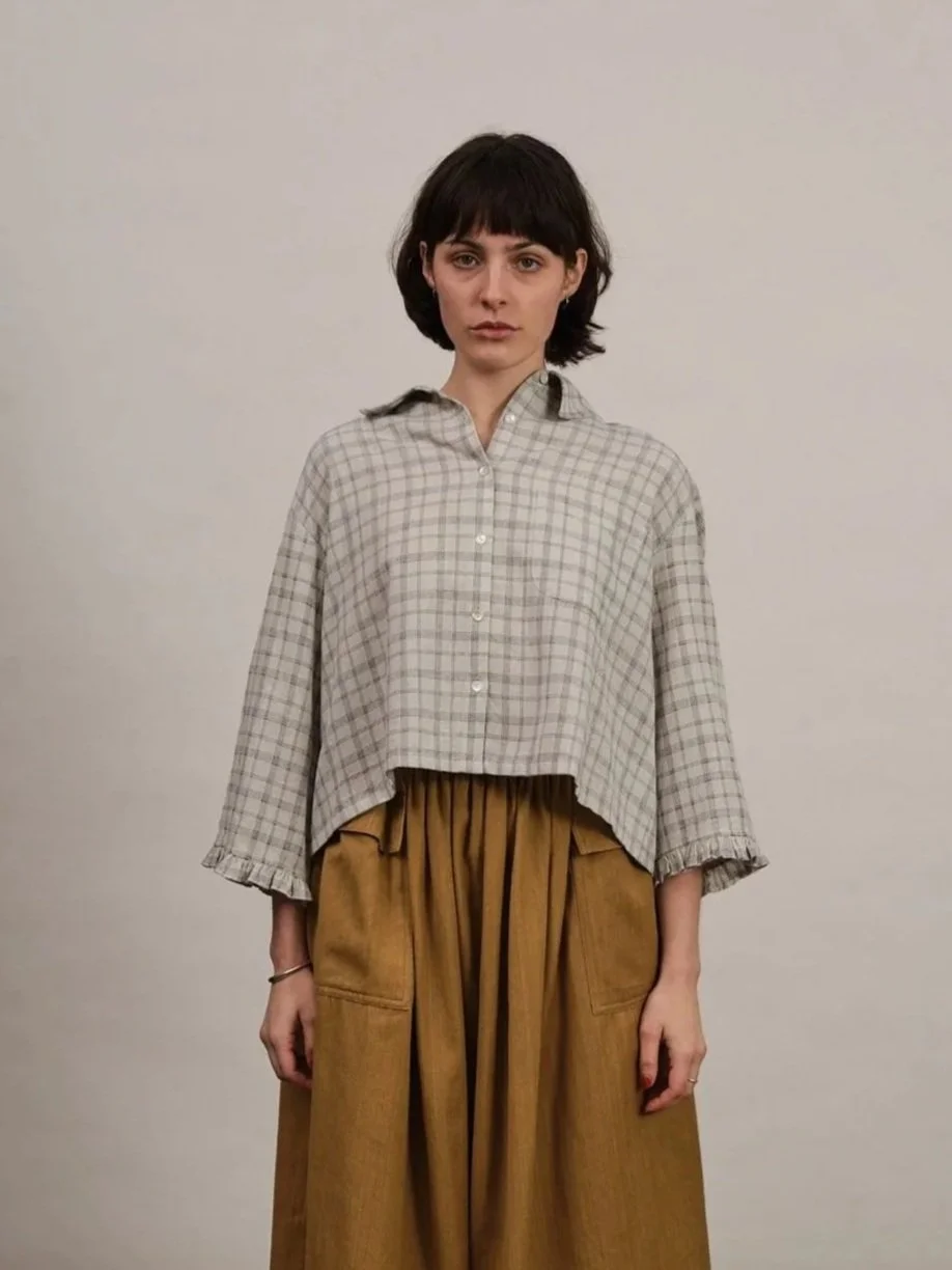 Lillian Frill Sleeve Shirt | Texture Plaid