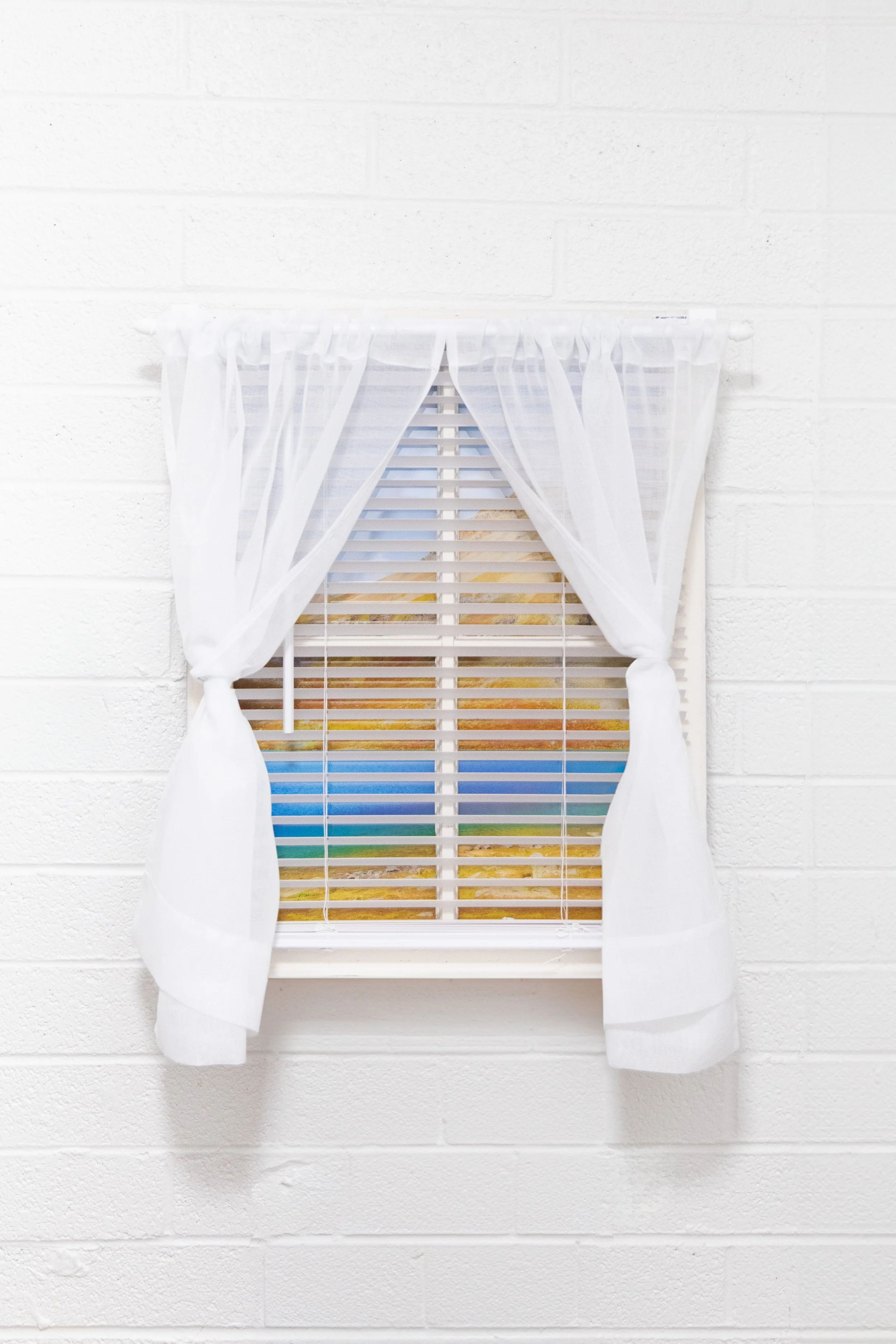 719A3704 - curtains 2.jpg