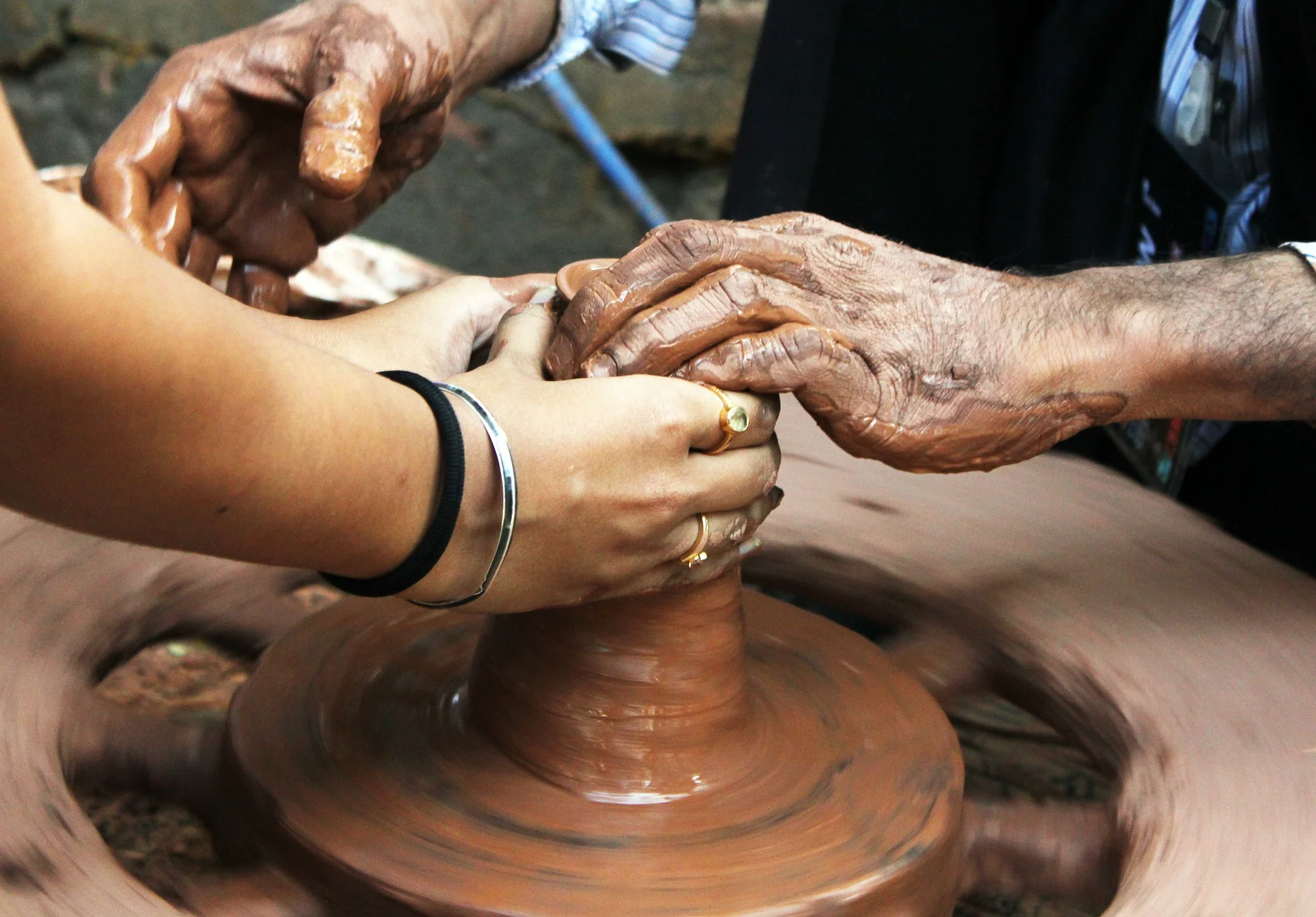 pottery-166797_1920.jpg