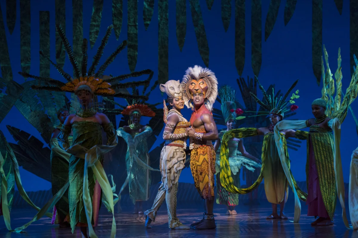 RS19328_5-NiaHolloway-and-JaredDixon-CopyrightDisney-PhotobyDeenvanMeer-scr.jpg