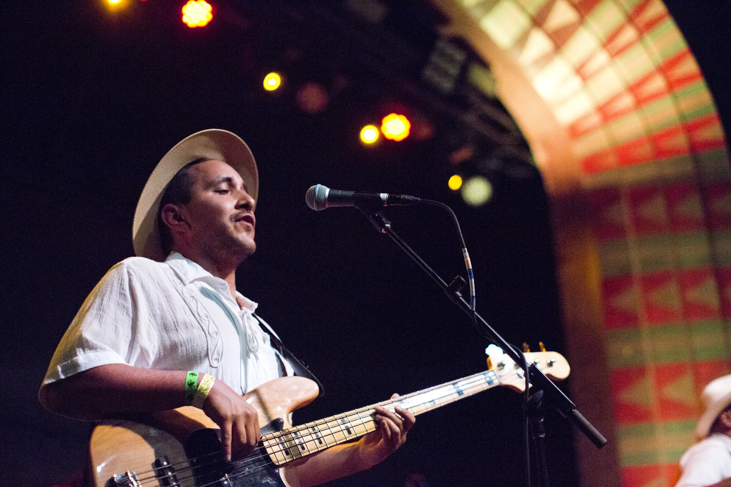  Shot for Qvolé Collective.  Quitapenas at the Regent Theater in Downtown Los Angeles, CA. 