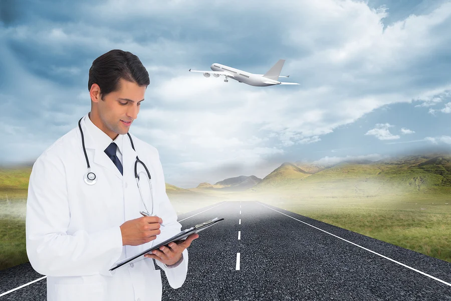 Health check under palm trees – Saving money as a medical tourist
