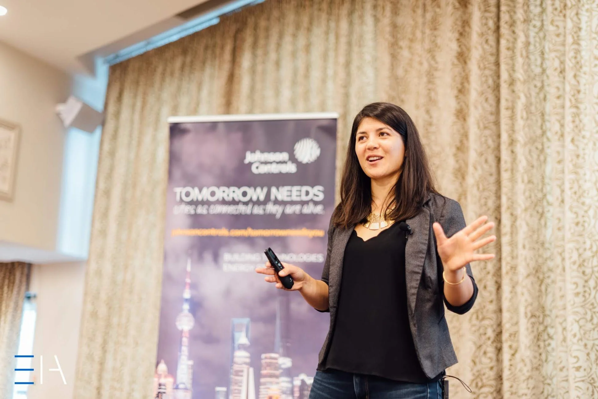Alissa Briggs speaking at a conference