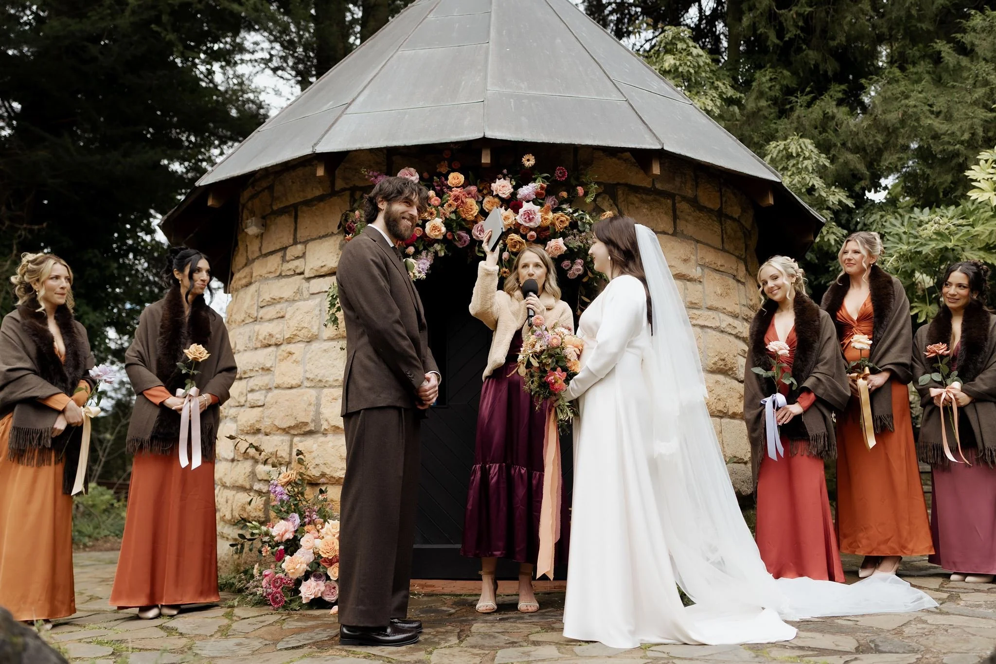 the-manor-basket-range-ceremony-sparrow-weddings.jpg