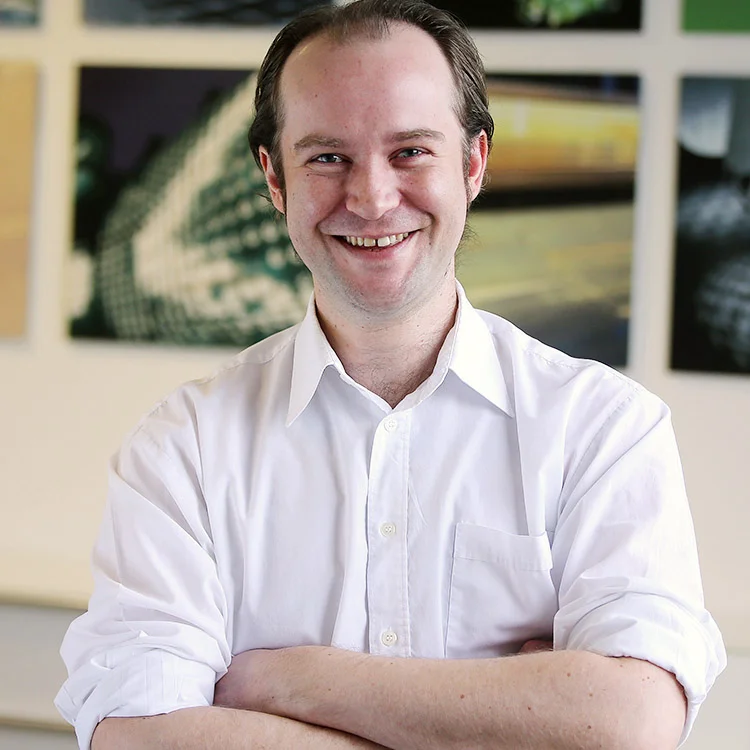 Johannes Ohnesorg Redaktion +49 (711) 23886-60 johannes.ohnesorg@pressecompany.de