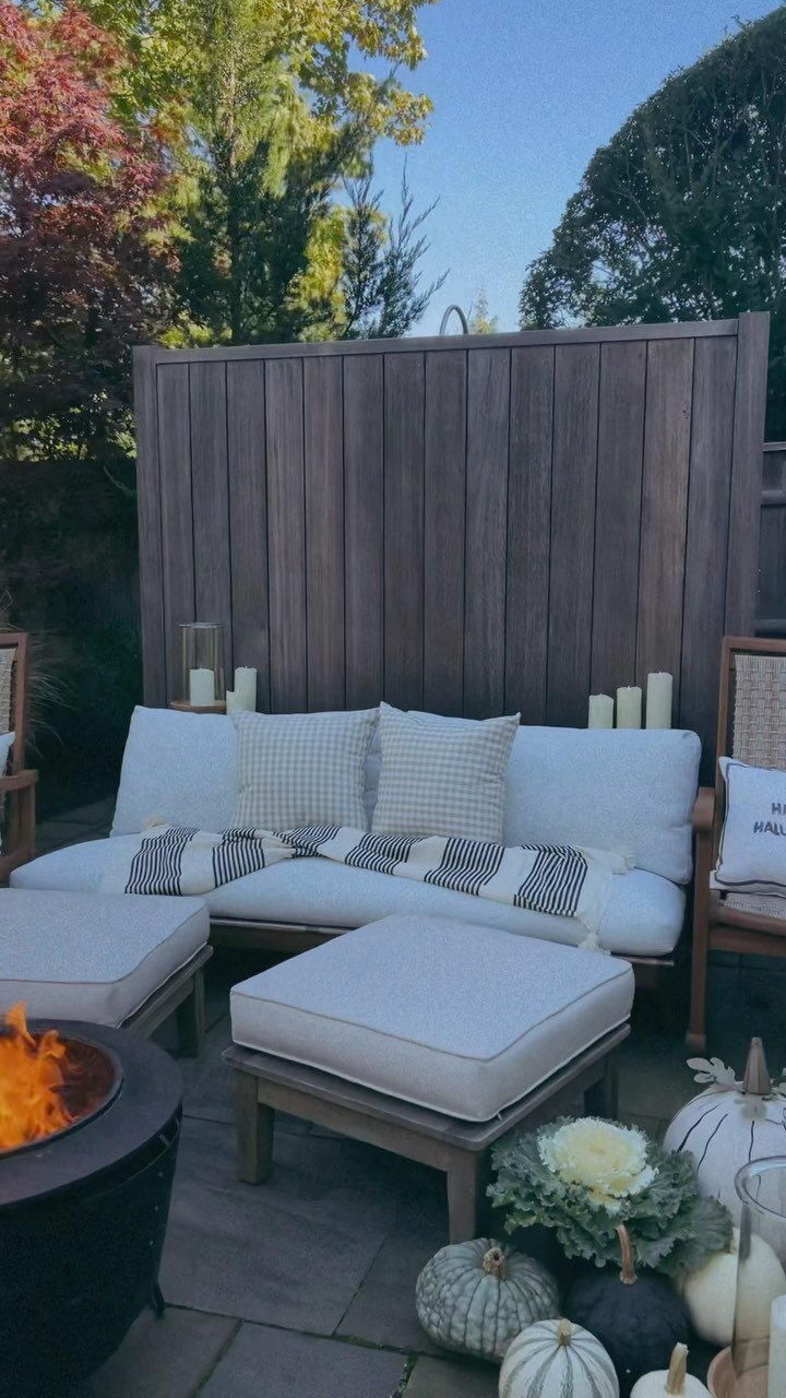 patio season: fall edition 🍁 with @birchlane | everything is linked in my bio! #sponsored