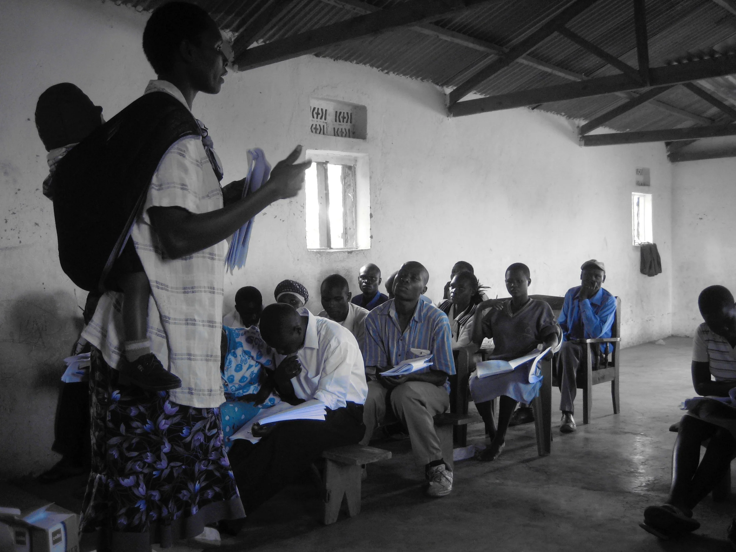 New VHT-Plus training sessions, Manafwa Distract, 2013 (photo credit Douglas DaSilva)