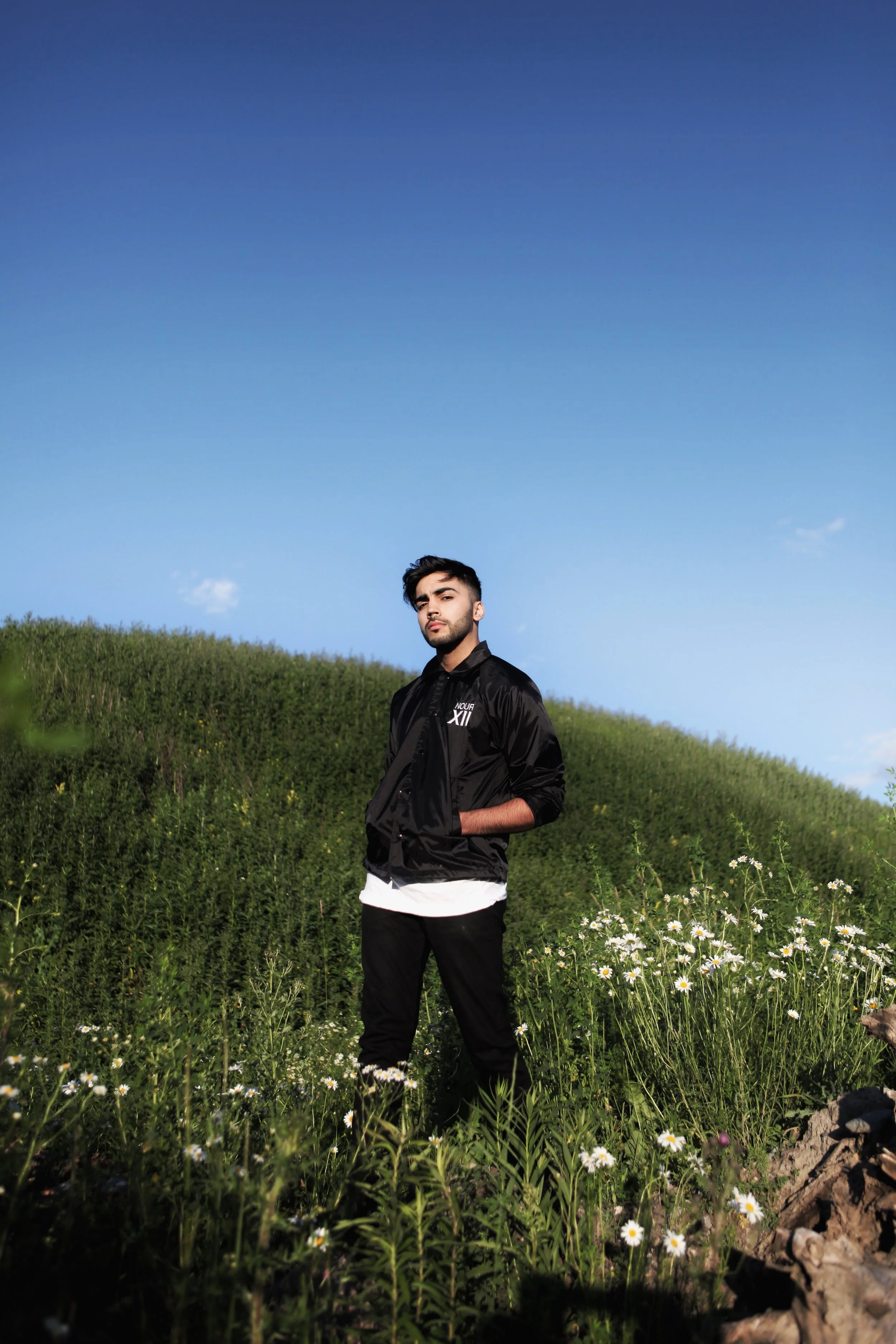 NOUR786_0007_MA.jpg