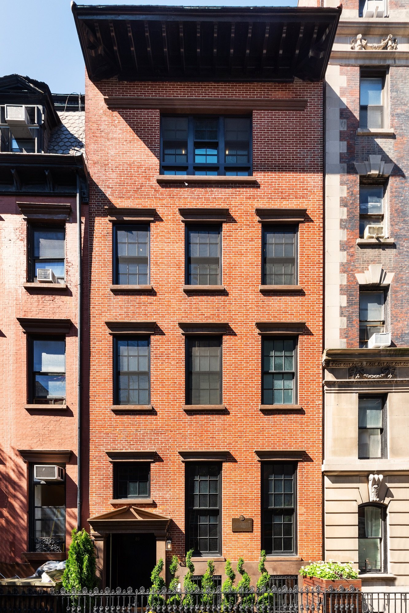 Facade-1.jpg