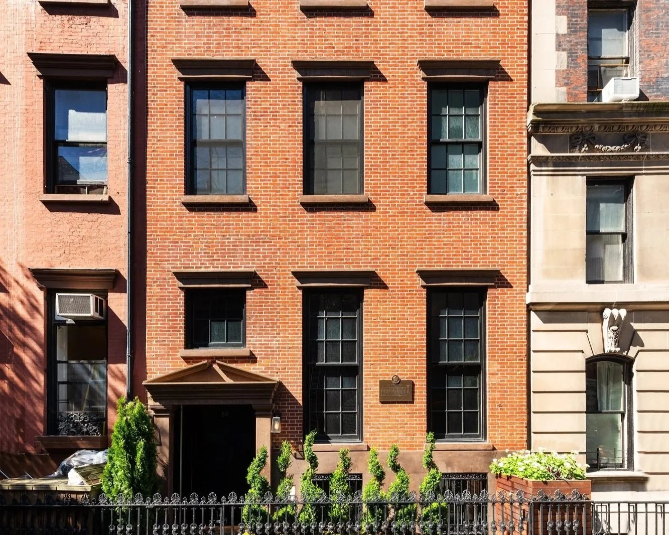 Facade-1.jpg