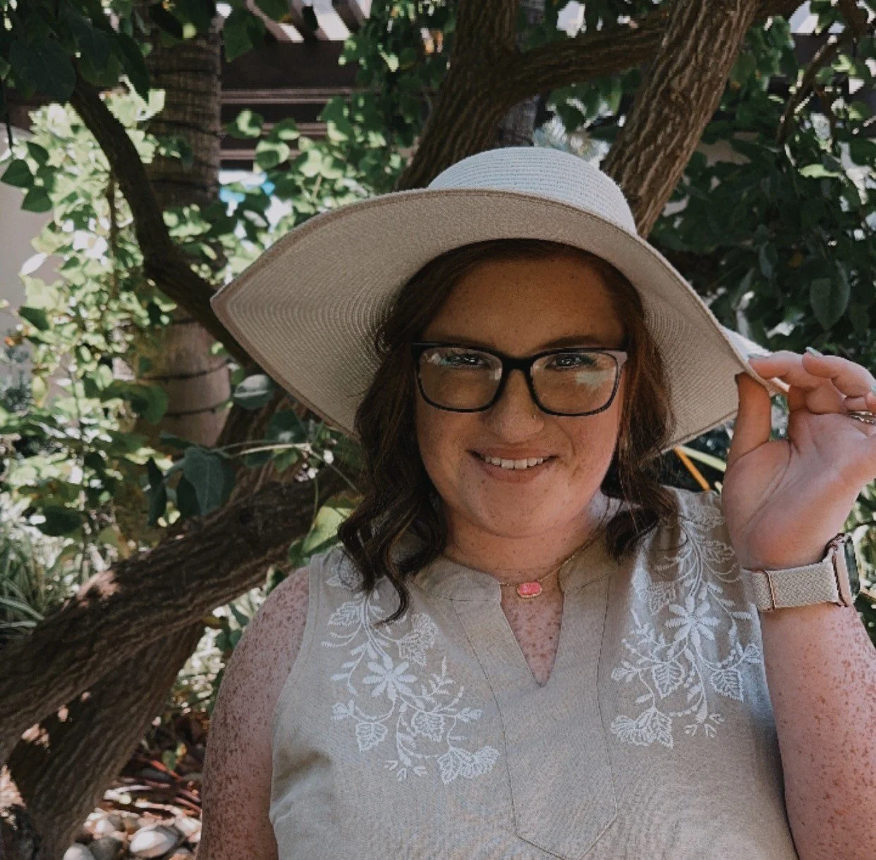  Originally from Southeast Texas, Payton is deeply rooted in serving her community and is actively involved with the Rusk County Firefighters Association. She currently lives in Henderson, Texas with her husband, Caleb, and their lively crew of four 