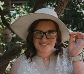  Originally from Southeast Texas, Payton is deeply rooted in serving her community and is actively involved with the Rusk County Firefighters Association. She currently lives in Henderson, Texas with her husband, Caleb, and their lively crew of four 