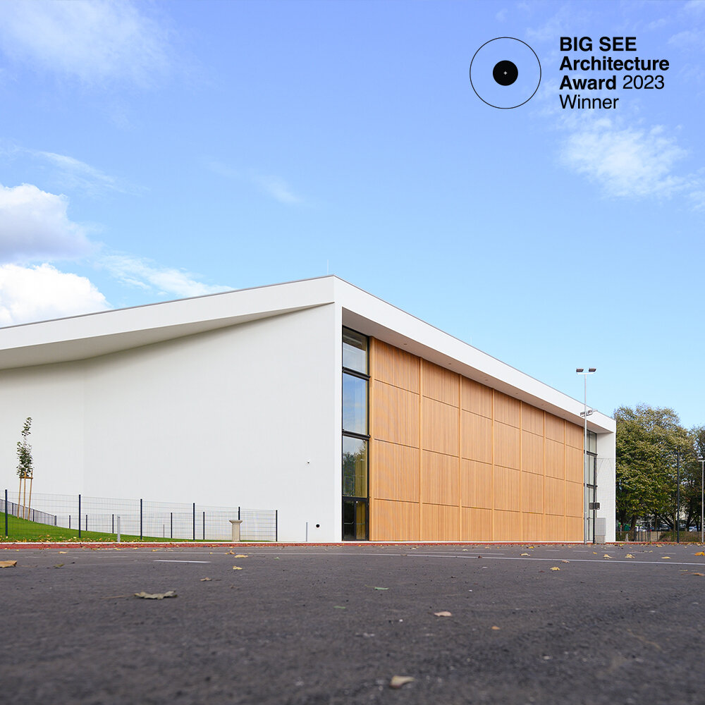 We are happy to share that our project Sports Hall Menge&scaron; was selected for the BigSee Architecture Award 2023. 🎉🏆 Thank you, @bigsee_wherelifeiscreativity 😊
The construction of a low-energy multipurpose sports hall represented a milestone i