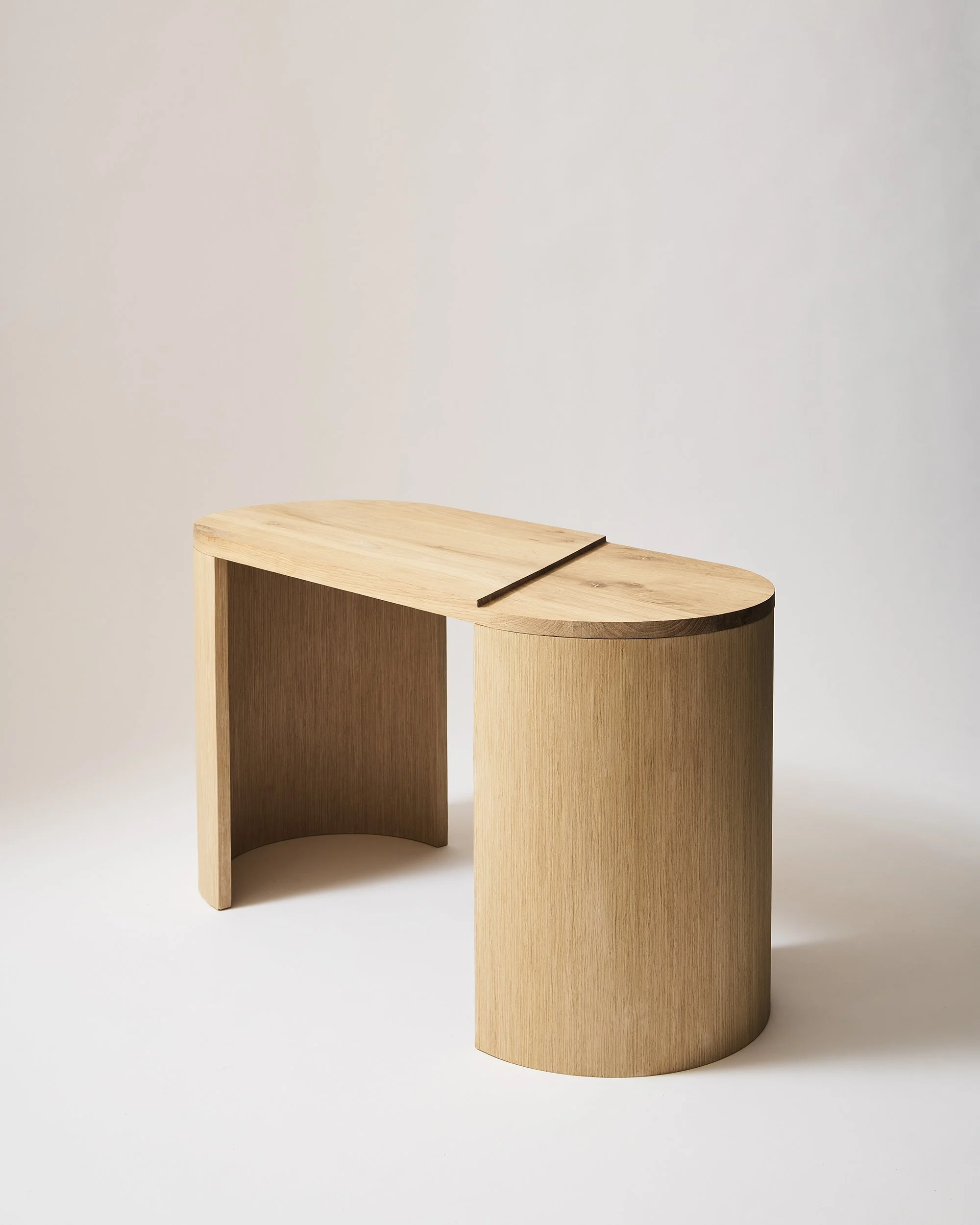 theodora-alfredsdottir-threshold-bench-studio-02-web.jpg
