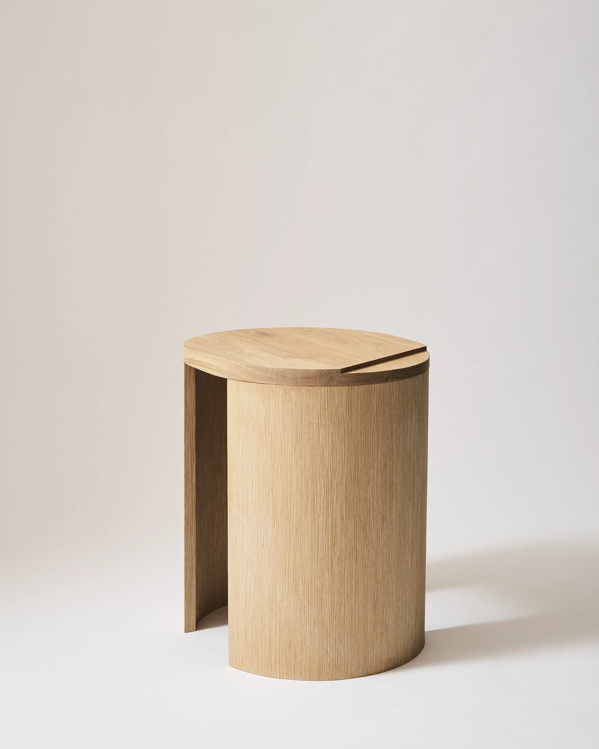 theodora-alfredsdottir-threshold-stool-studio-01-web.jpg