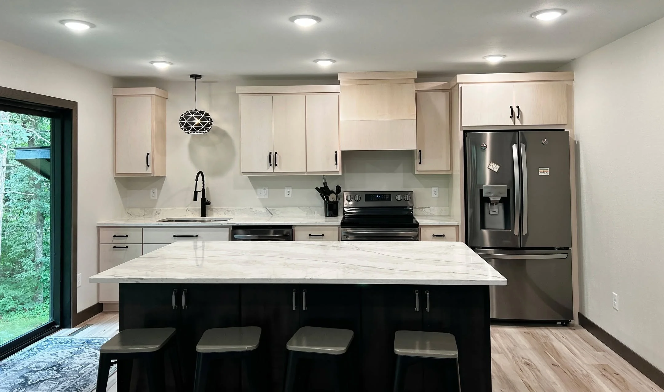 Clean, modern cabinetry designed to maximize function while keeping a light, uncluttered feel in a compact apartment space.

#customcabinetry #parkrapidsmn #ApartmentKitchen #ModernLiving #CabinetryDesign #CleanInteriors #KitchenInspo #ModernApartmen