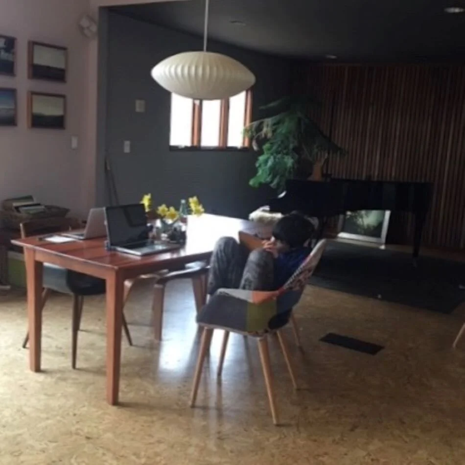 Getting Ready for Distance Learning - Independence, Structure and Consistency