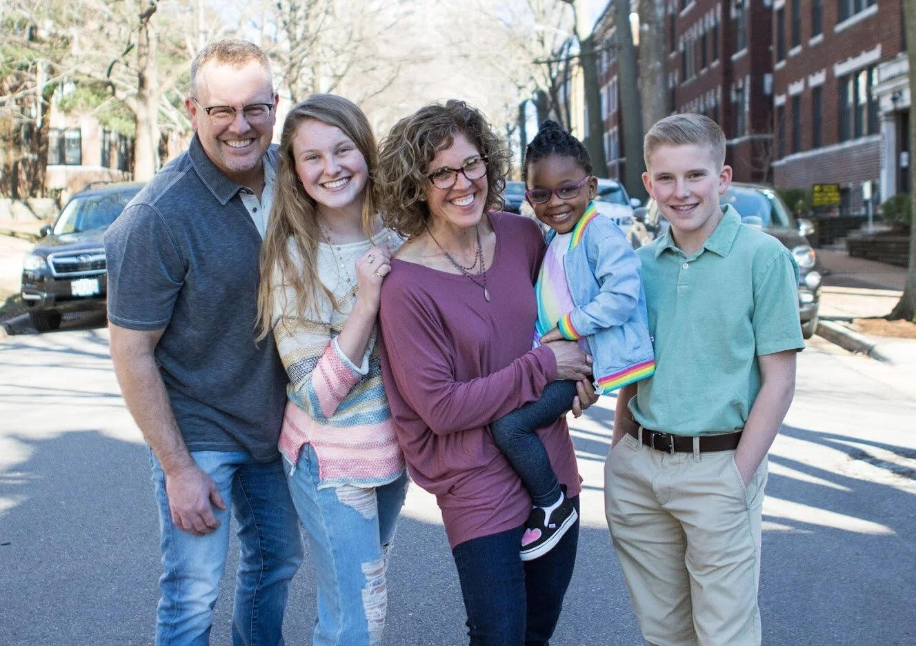 We are VdM (at a distance): The Mottl Family