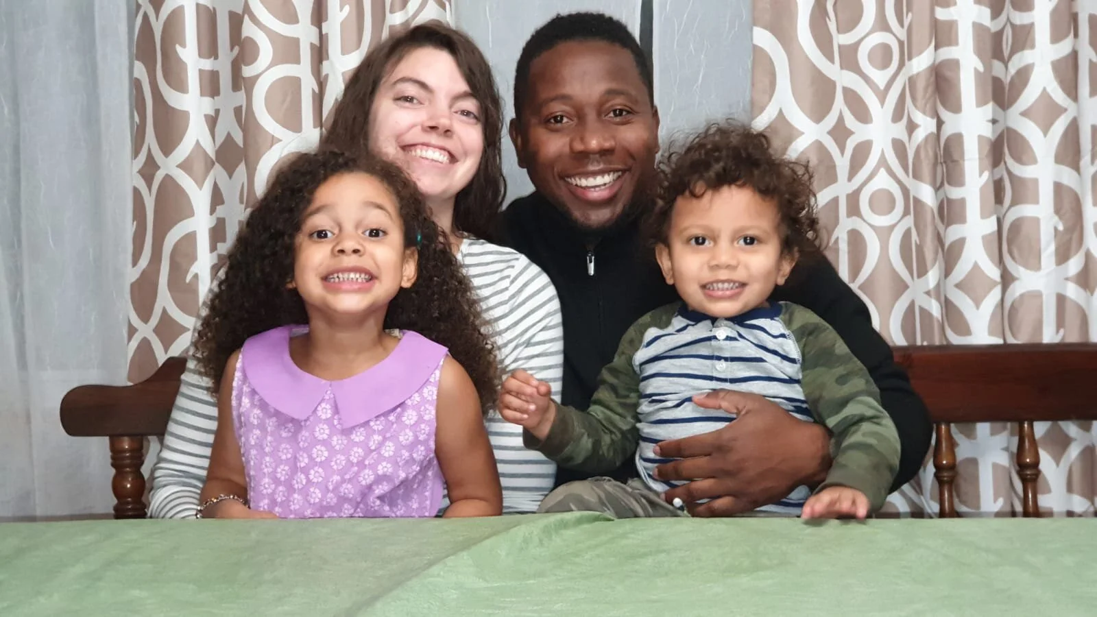 We are VdM (at a distance): The Scott Family