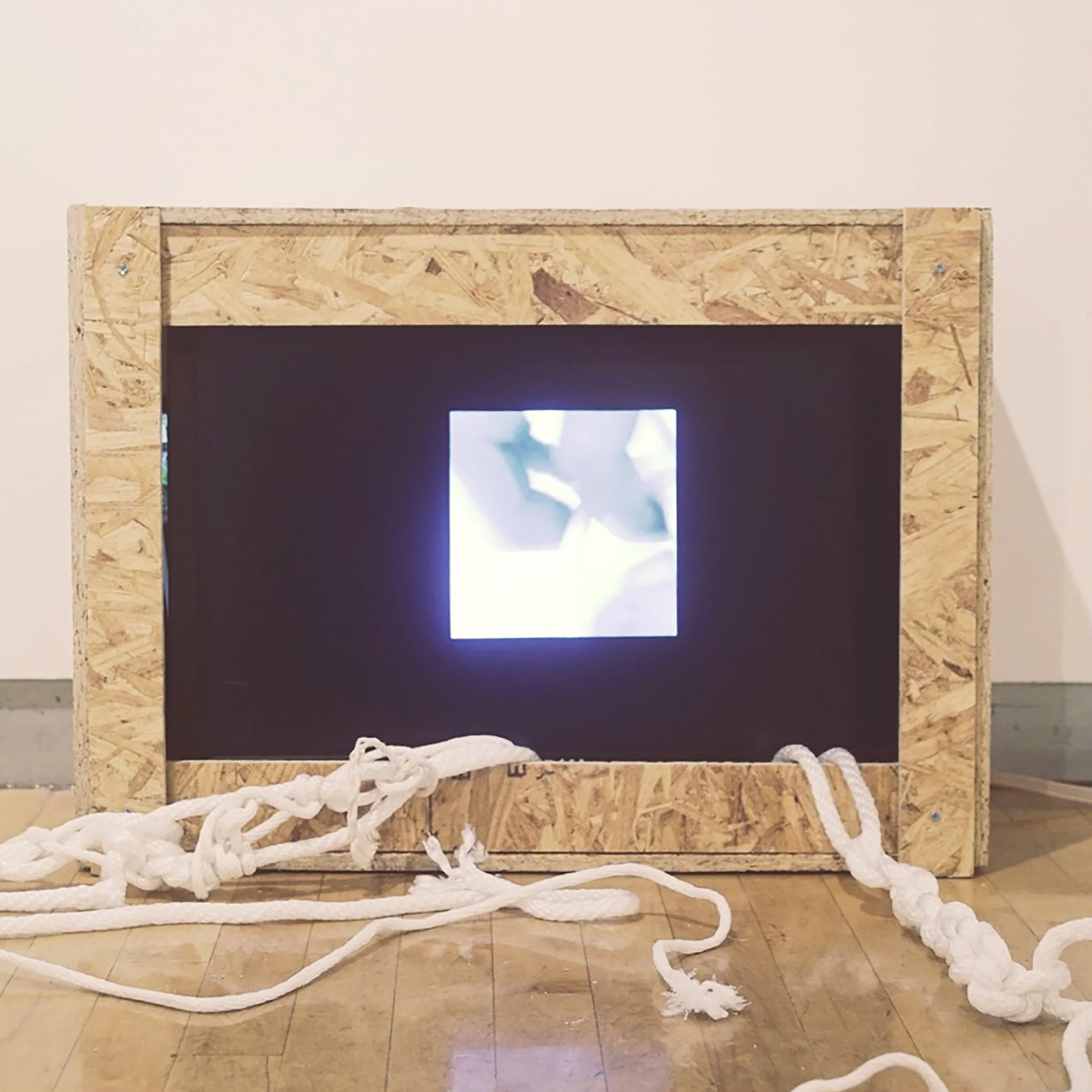 Untangle.5MB.5.jpg