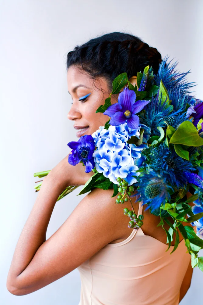 the-right-way-to-match-your-wedding-makeup-to-your-bouquet-how-to-make-wedding-bouquet-flowers-595f8f7dd07fd1124b267271-w1000_h1000.jpg