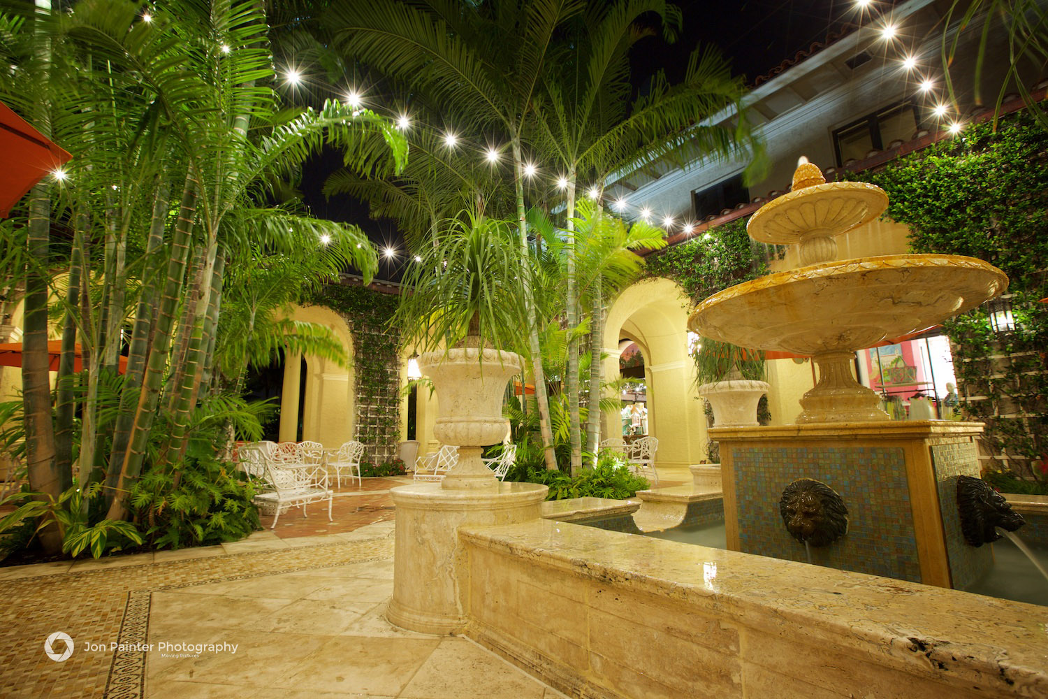 The Palm Courtyard at The Breakers, Palm Beach, Florida