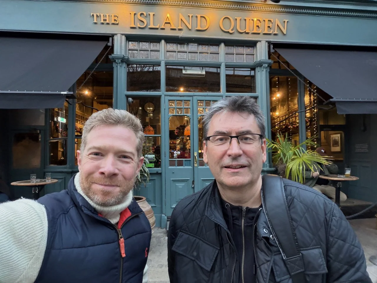 Playing the many faces of Alec Guinness in 'Two Halves of Guinness'