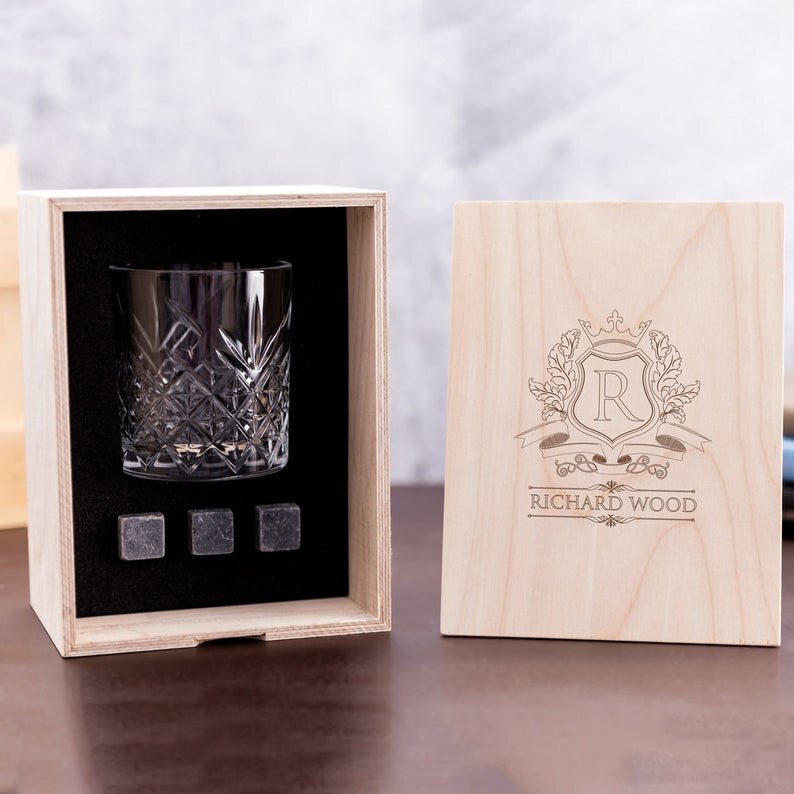 Personalised whisky glass set