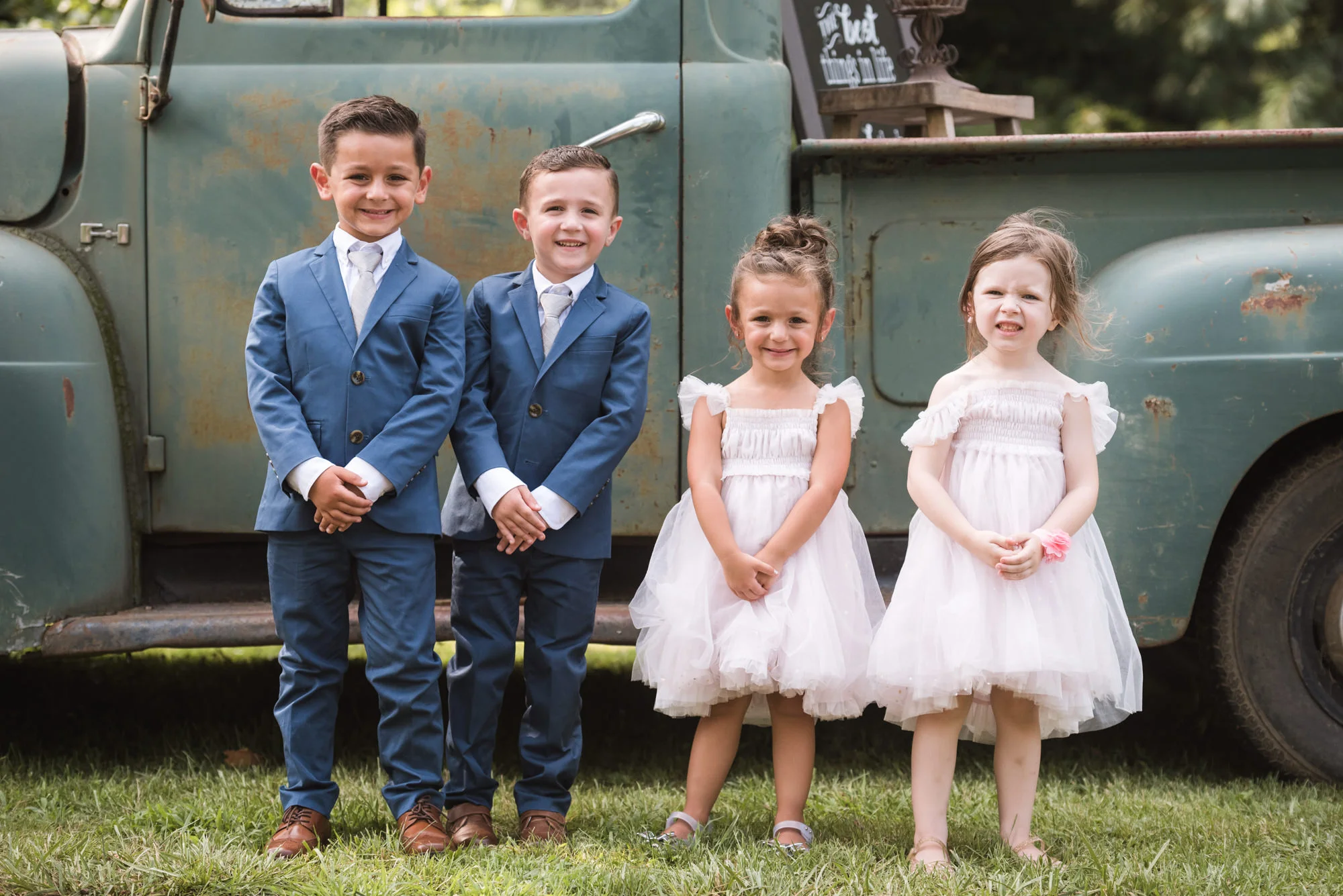 Marisa&Adam-FernbrookFarms-W-10.jpg