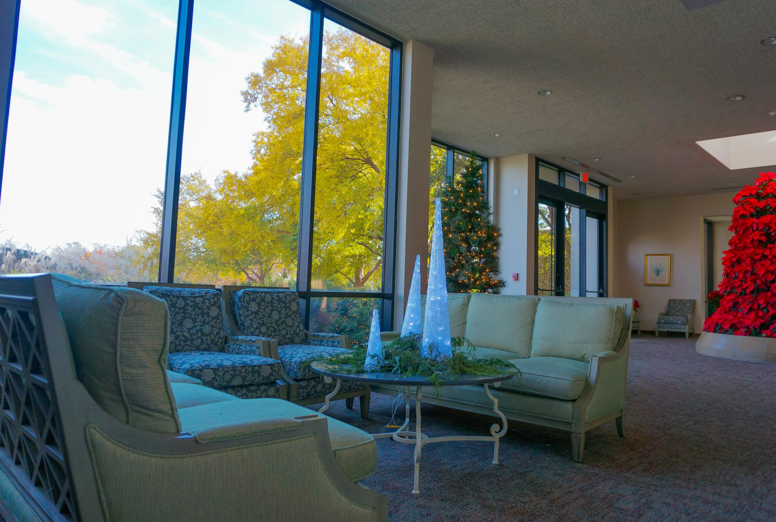 Lecture hall lobby in the Garden Center
