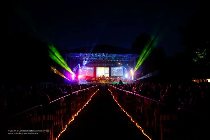 Concerts in the Garden on the vista