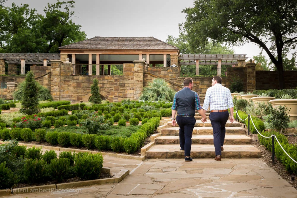 The walk up to the Shelter House, photo by Julien and Lambert Photography