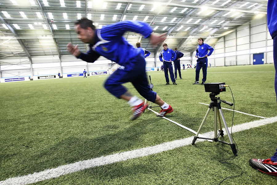 Why Going Outside Your Inner Circle For Speed Training Is Worth It