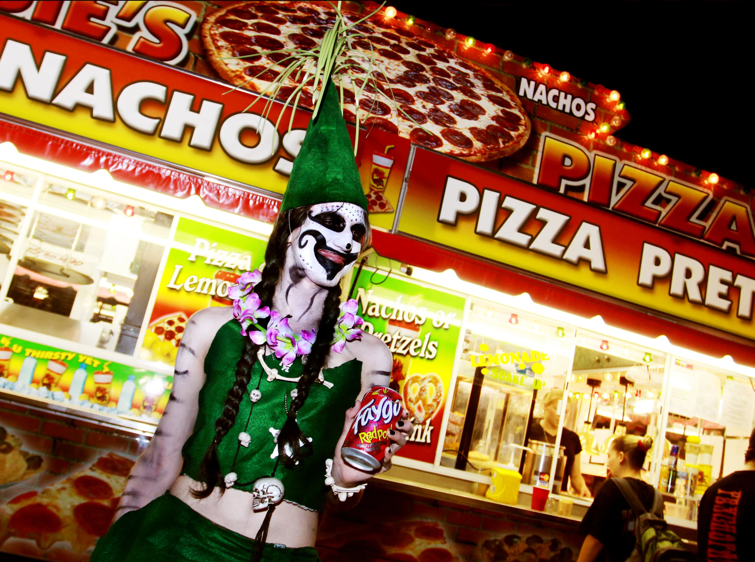 Read feature story about the 11th Annual Gathering of the Juggalos in >>> XLR8R Magazine .