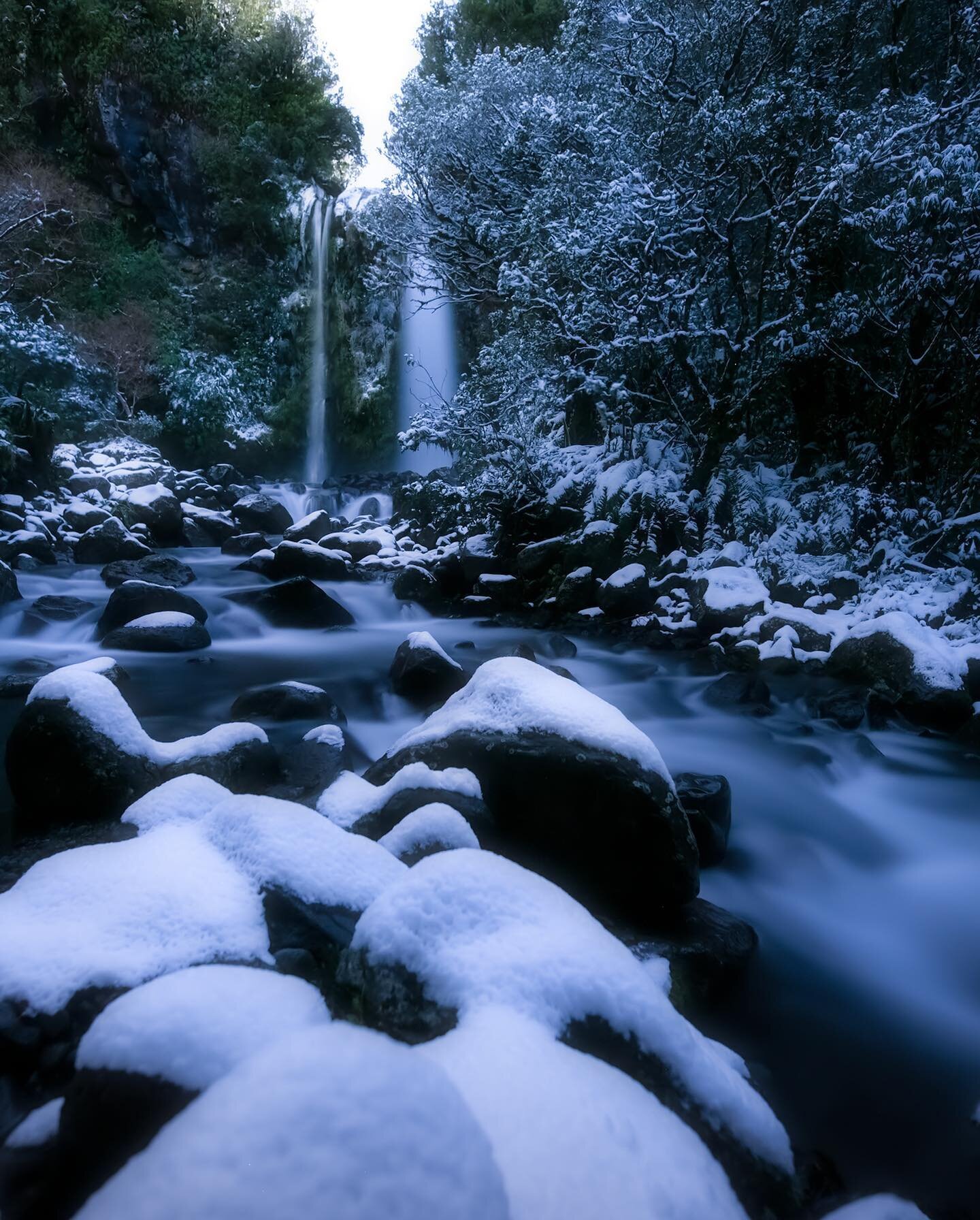 WINTERS SPELL.

With the recent polar blast dumping snow to record levels I haven&rsquo;t seen before in Taranaki, it made the 24 hour mad dash down to score 2 locations I have literally waited years to shoot so incredible worth it!

This was locatio